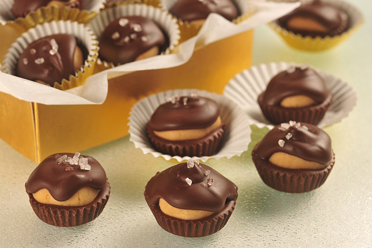dark_chocolate_peanut_butter_cups_145150